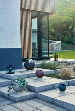 AYTM Globe Blumentopf Ø21 Cm, Schwarz -Bergs Potter Verkaufe aytm globe blumentopf schwarz 9 3