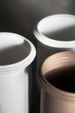 DBKD Kruset Topf Matte White, Small 6 DBKD Kruset Topf Matte White, Small -Bergs Potter Verkaufe dbkd kruset blumentopf matte white 0 1