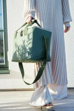 Sagaform City Kühltasche 20 L, Grün -Bergs Potter Verkaufe sagaform city cooling bag large green 1